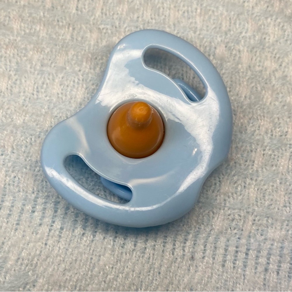 (2) Doll Pacifiers - Picture 4 of 8